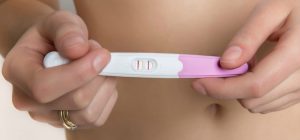 positive-pregnancy-test-signs-symptoms